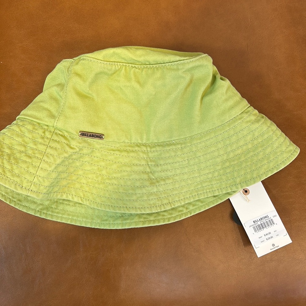 NWT billabong women’s bucket hat 2022 summer spring surf